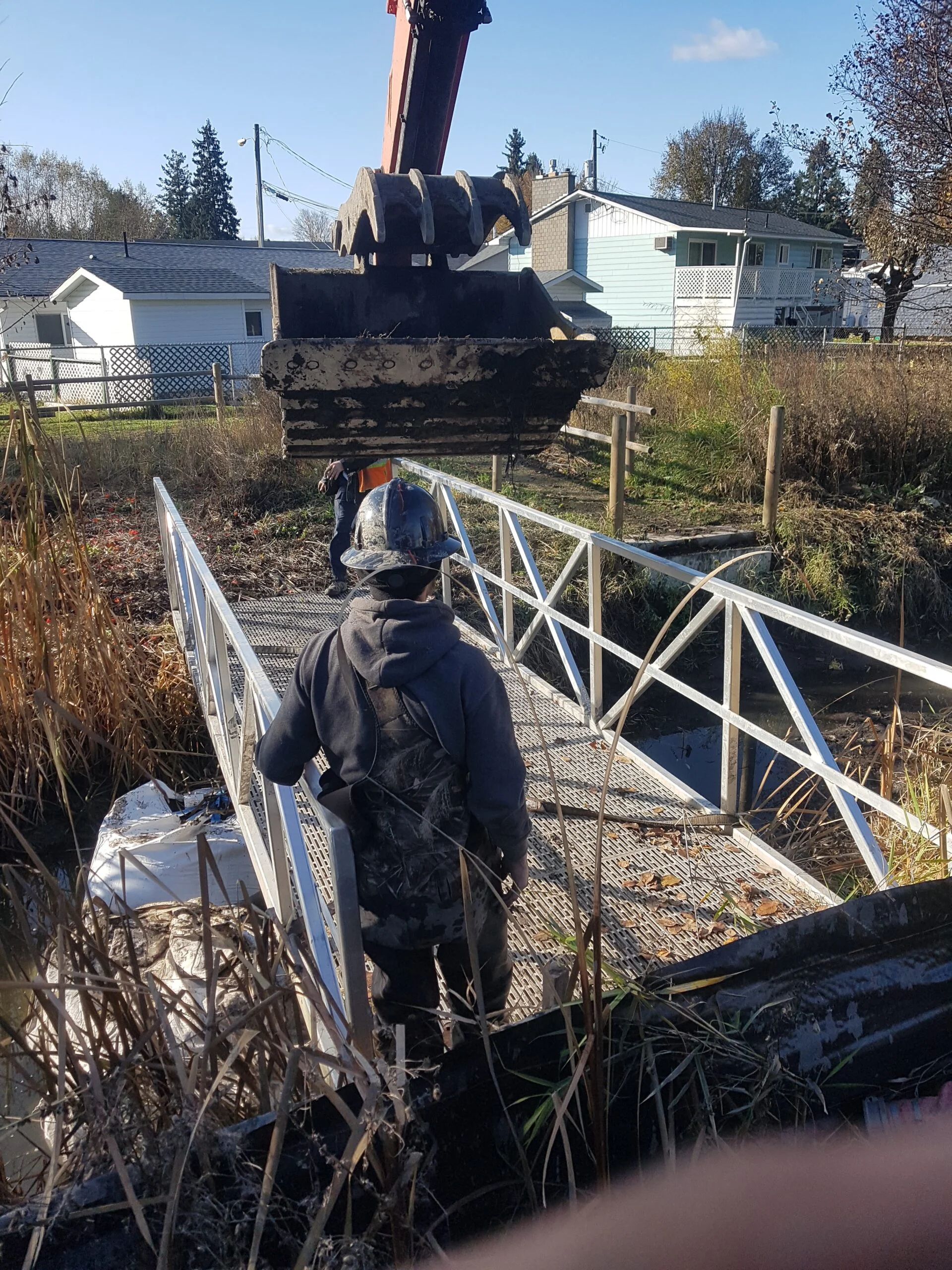 Removing the bridge Armstrong